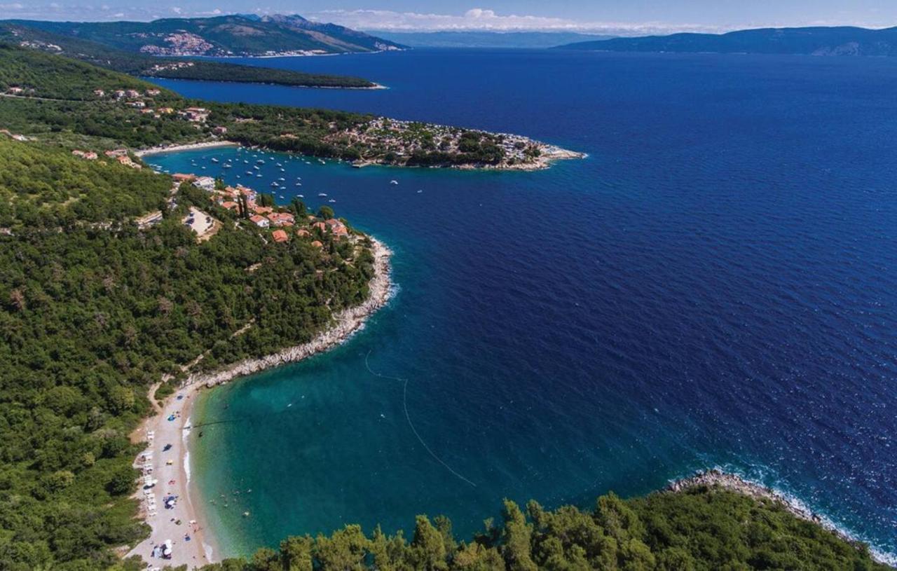 E&T Apartments With A Beautiful Pool Rabac Esterno foto
